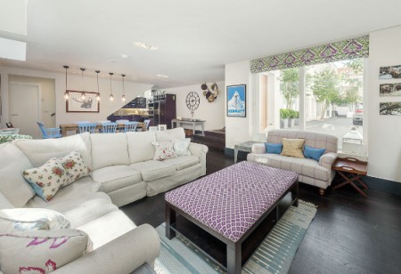 <b> House Tours: </b> Be inspired by a London home with vintage touches and colourful accents <b> House Tours: </b> Be inspired by a London home with vintage touches and colourful accents